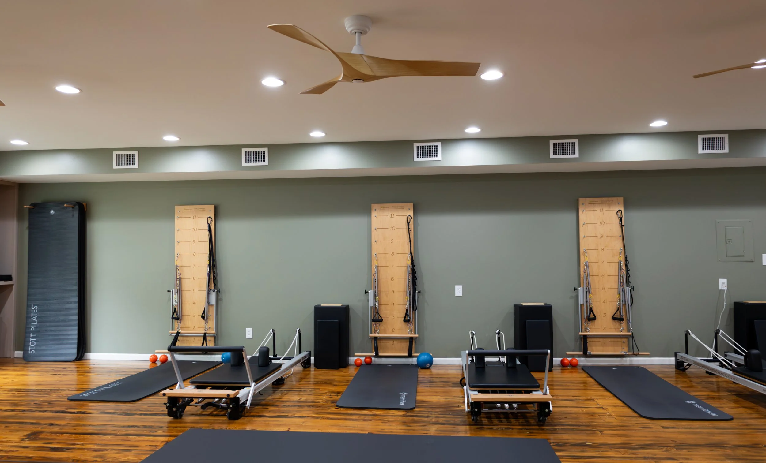 Balanced Pilates-093.jpg