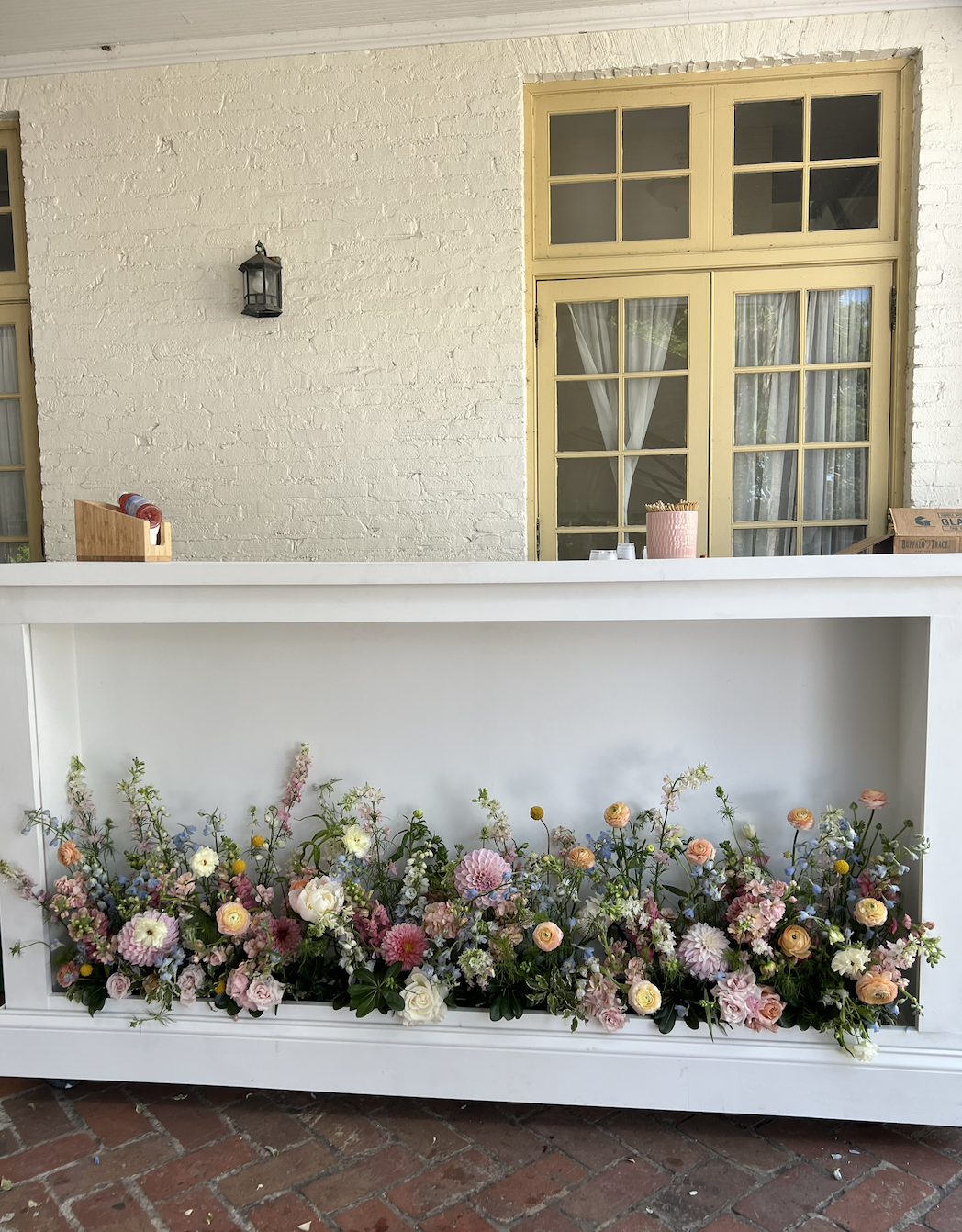 Shadow box bar florals in Jacksonville, fl for intimate gatherings