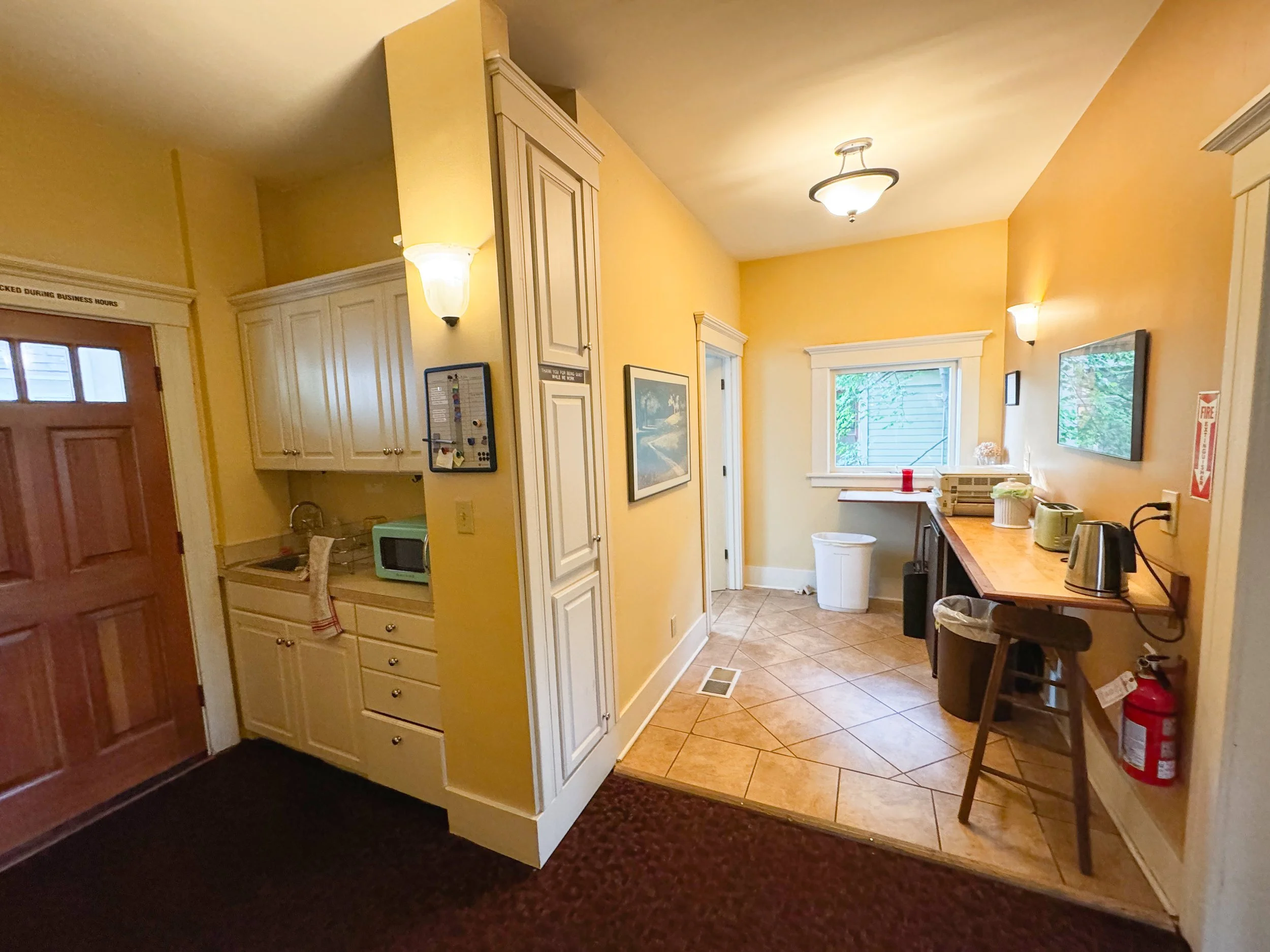 AshStreet_Downstairs  Kitchen Break Area_3.jpg