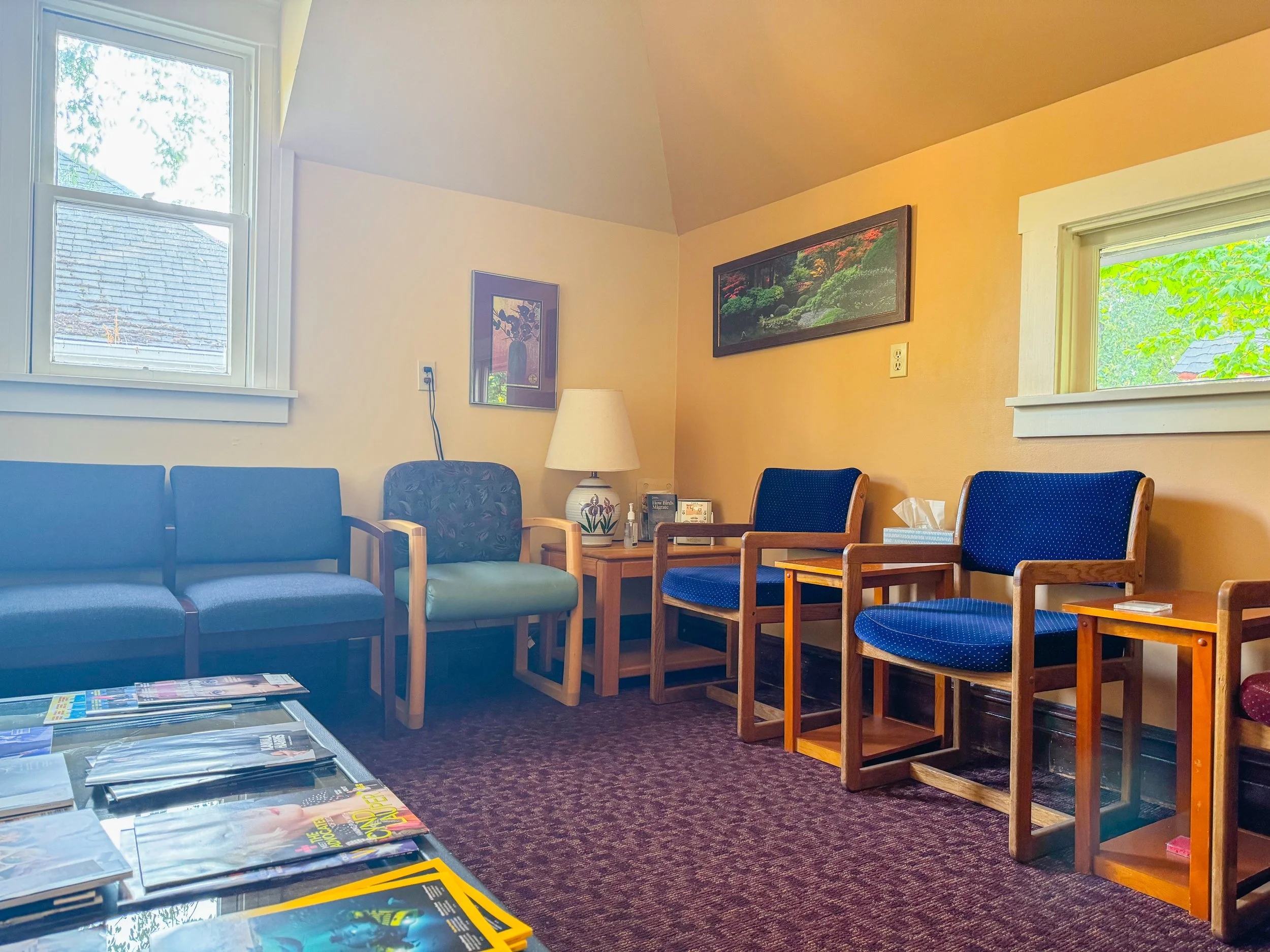 AshStreet_Upstairs Lobby2.jpg