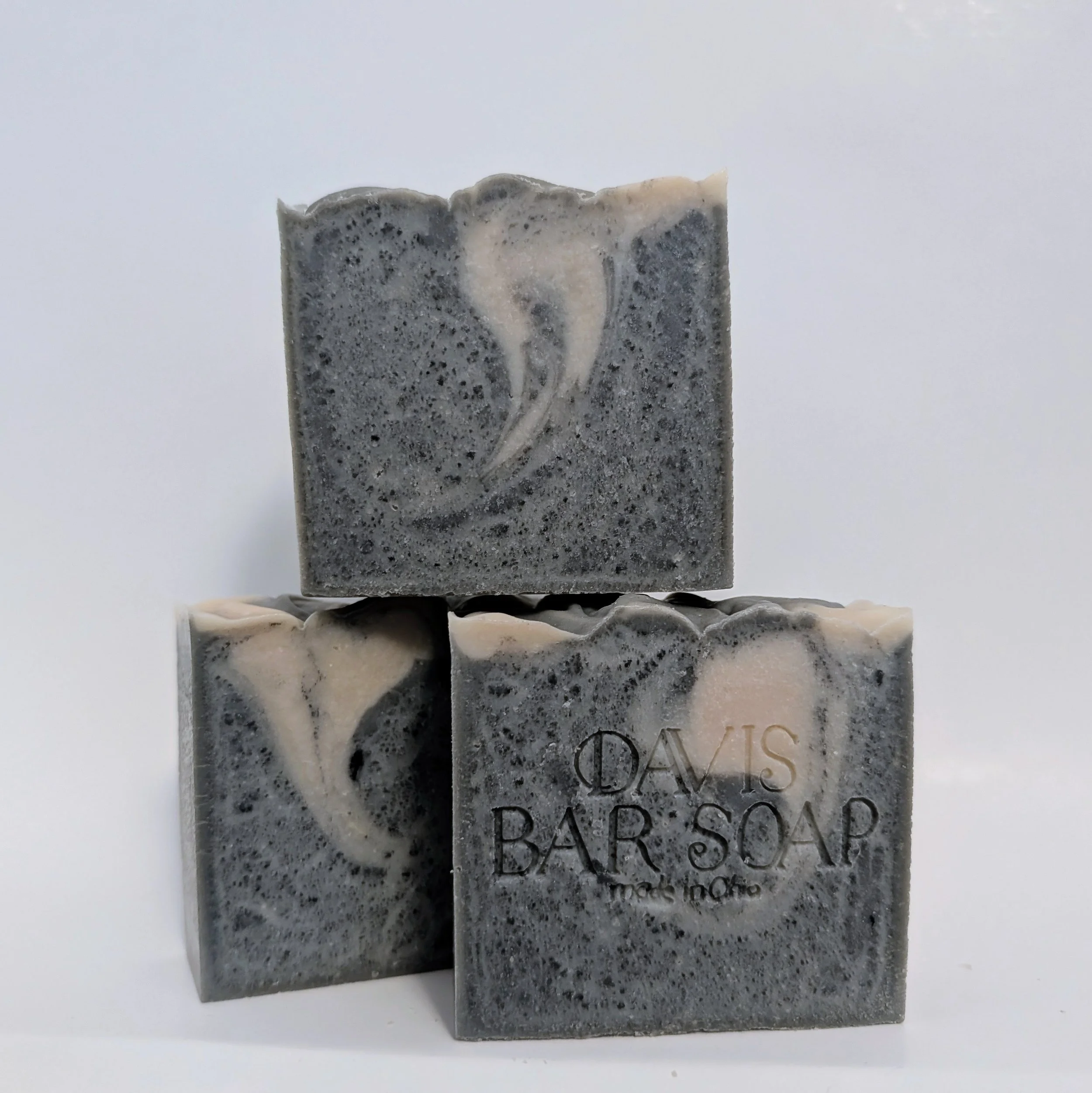 Tobacco Vanilla men's soap with activated charcoal cleansing power