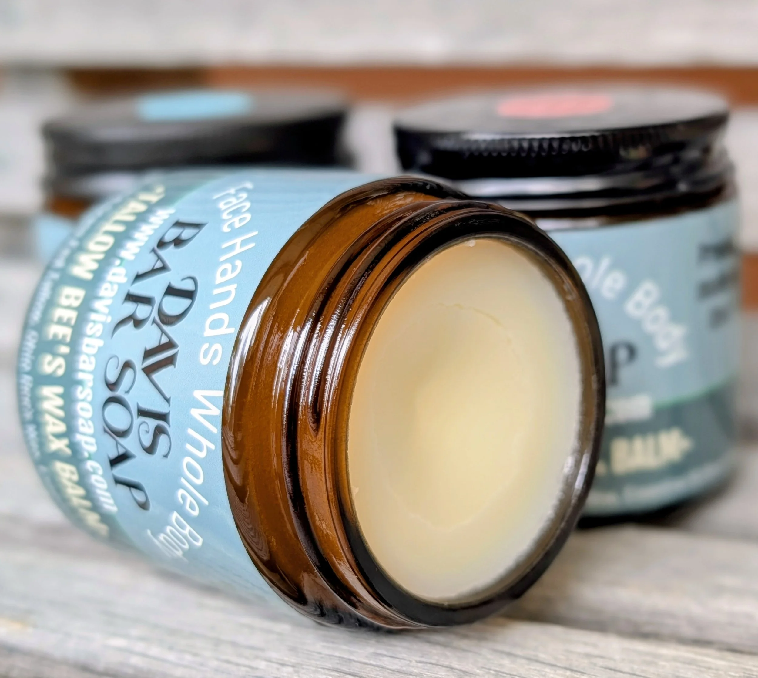 Tallow Bee's Wax Balm Lavender, Frankincense, Tea Tree