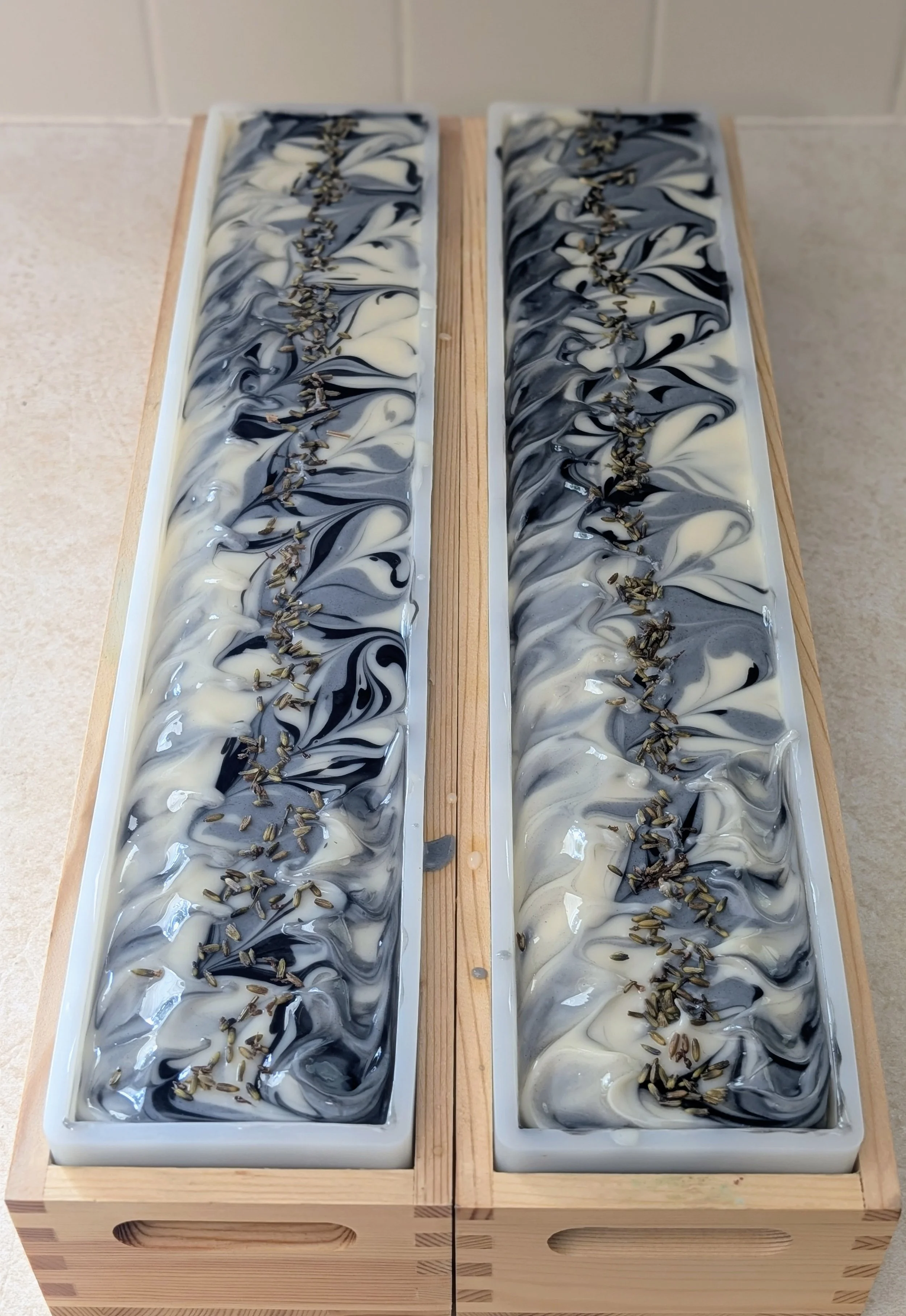 Full Brick Lavender Vanilla Bulk Soap 15 Bars