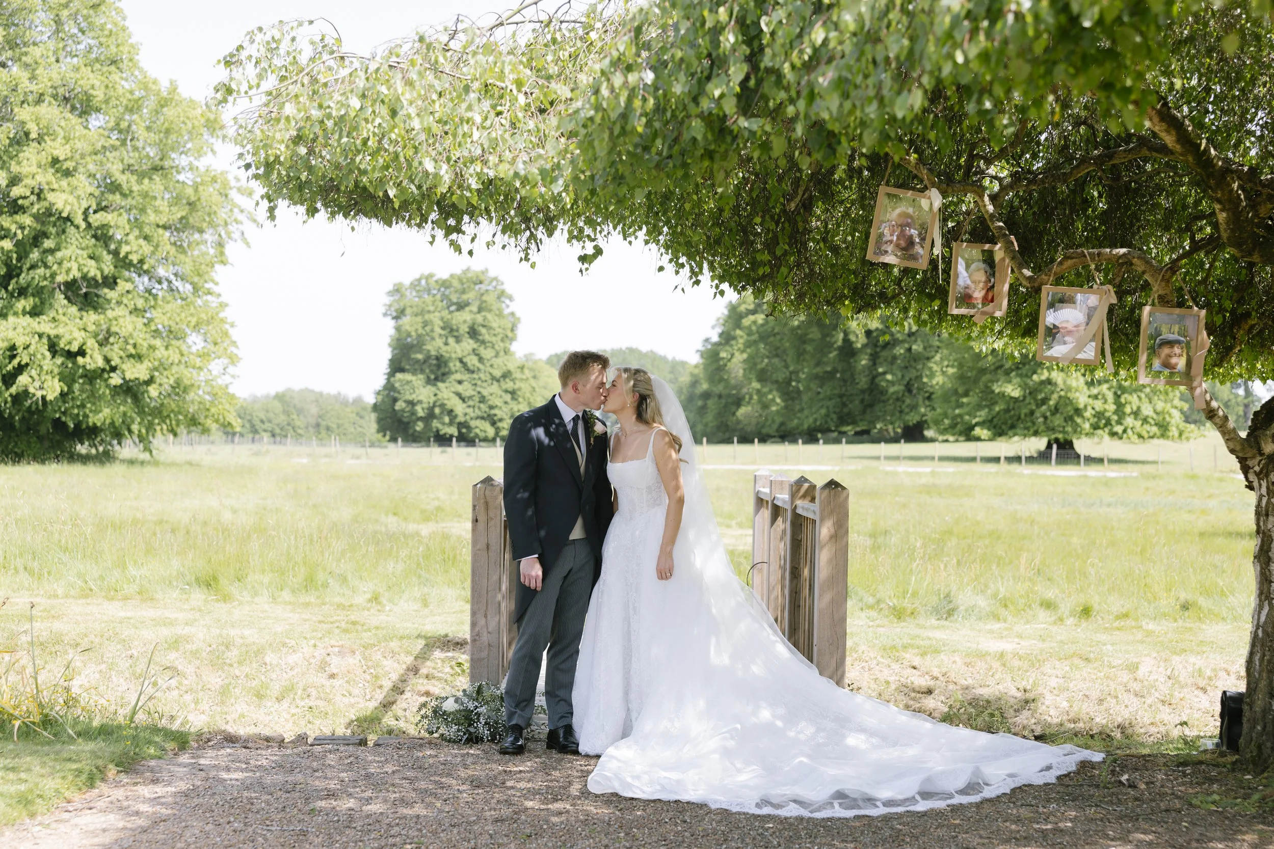 Kye @ Lucinda - Helen rowe photography-379.jpg