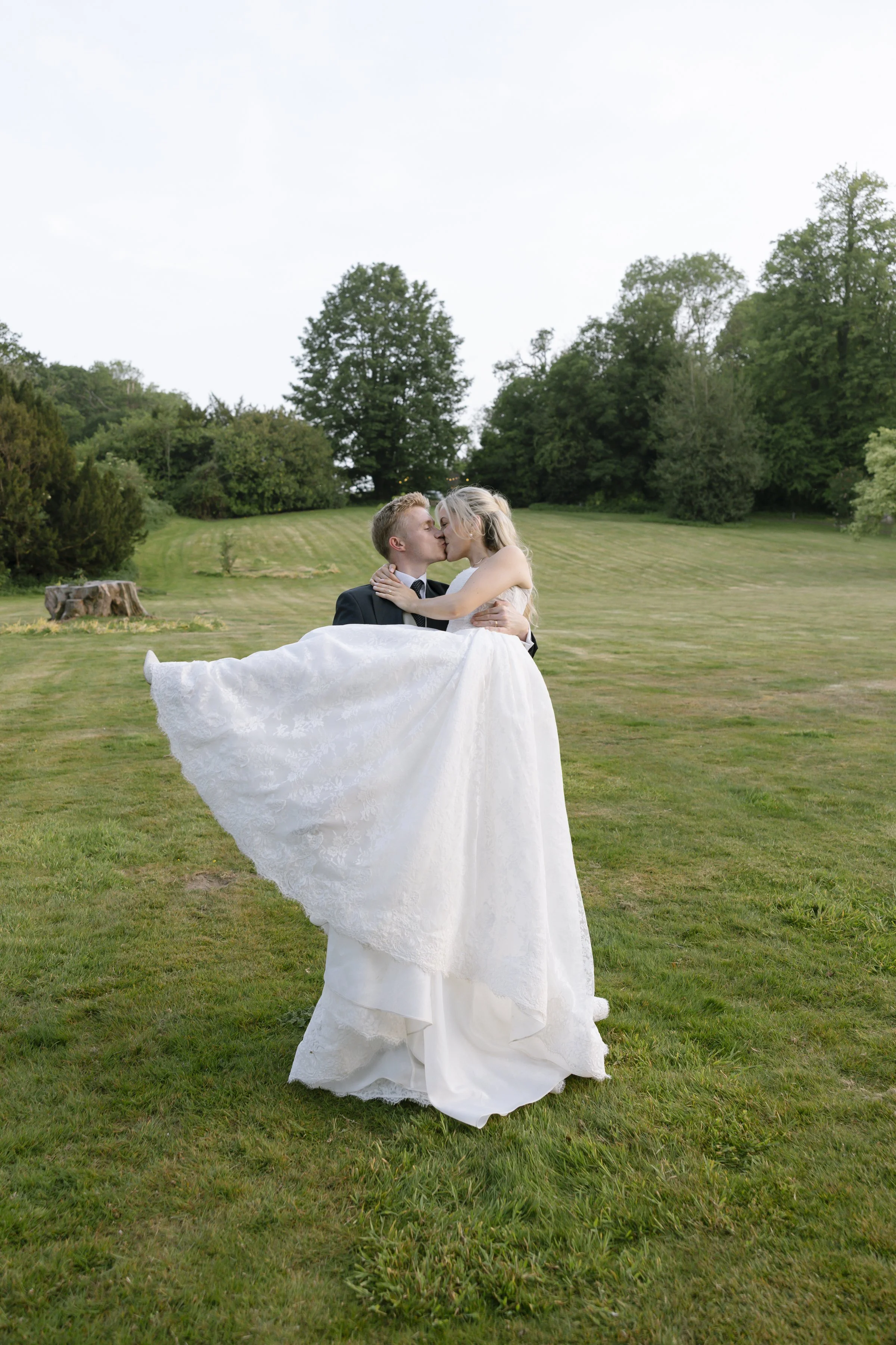 Kye @ Lucinda - Helen rowe photography-915.jpg