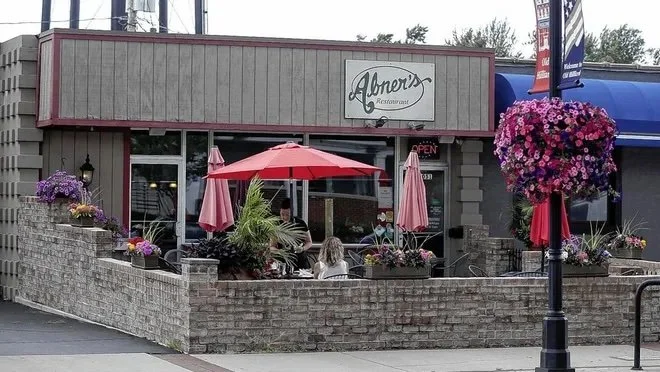 Classic comfort food is always close by at Abner's Casual Dining. Having local favorites minutes from home makes weeknights simple. 🍔 

 #HilliardOH #LocalDining #ReserveAtMillRun #ColumbusSuburbs #EatLocal