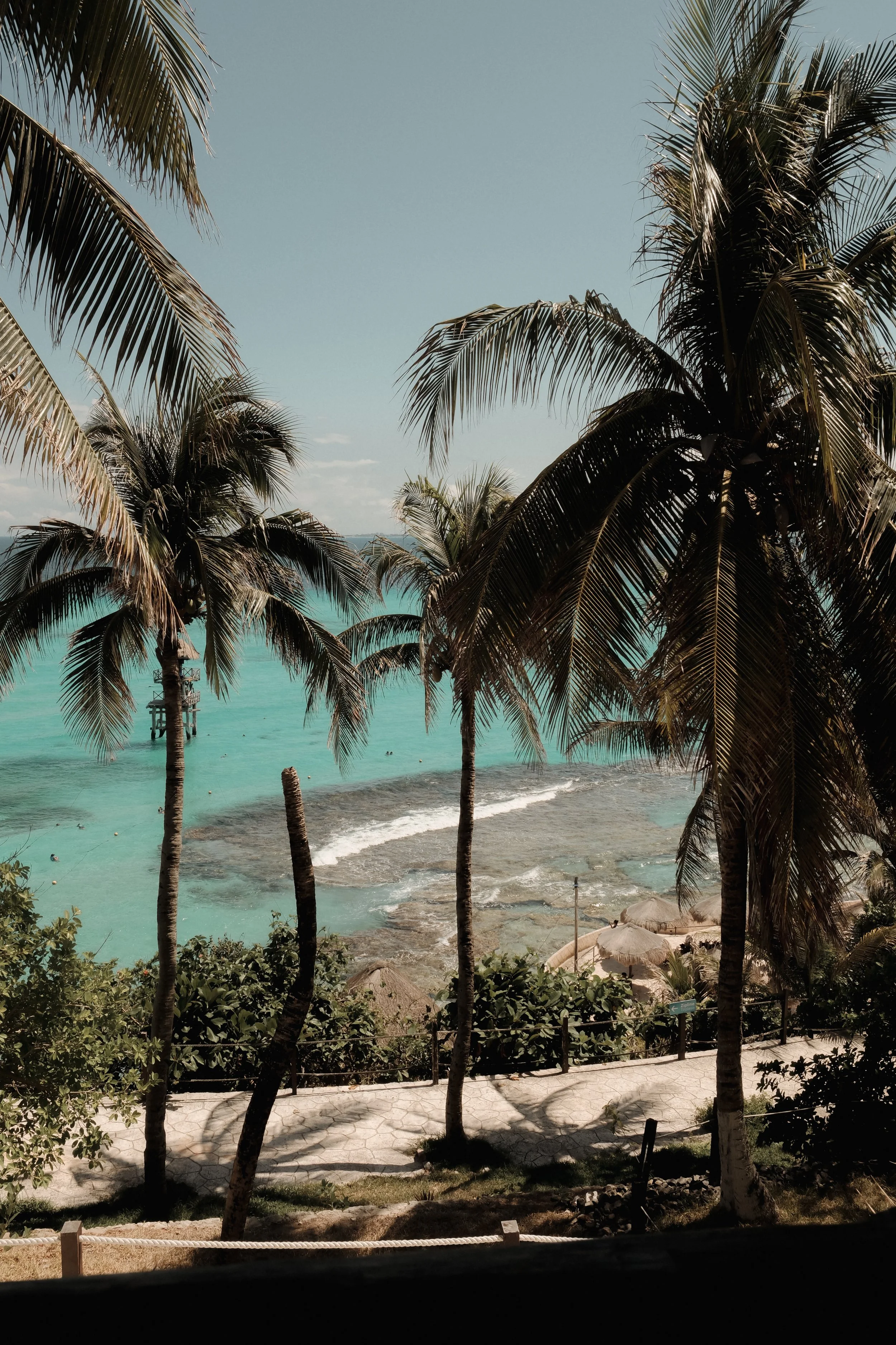 isla-mujeres-cancun-mexico-diavoller-18.jpg