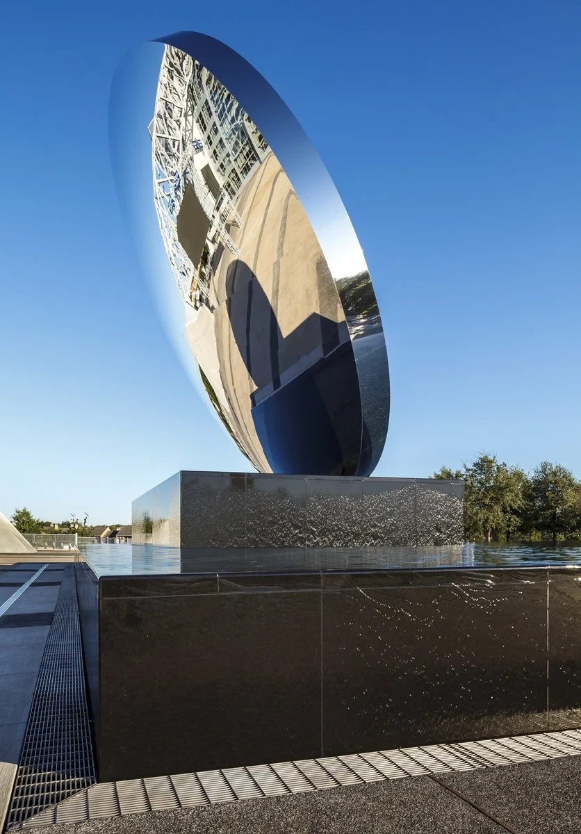 ATT_Stadium_Sky_Mirror_Fountain-5.jpg