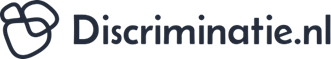 Logo van Discriminatie.nl met een abstracte grafische vorm en de tekst 'Discriminatie.nl'