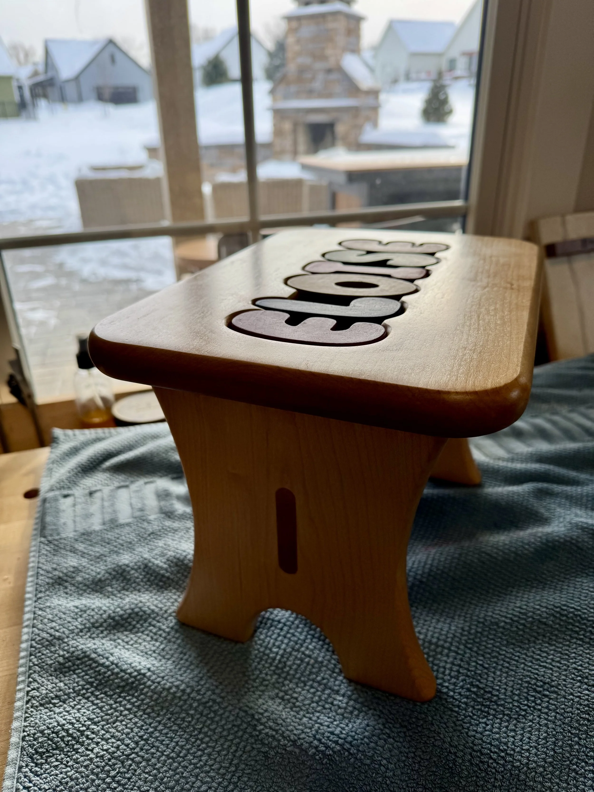 Puzzle Stool