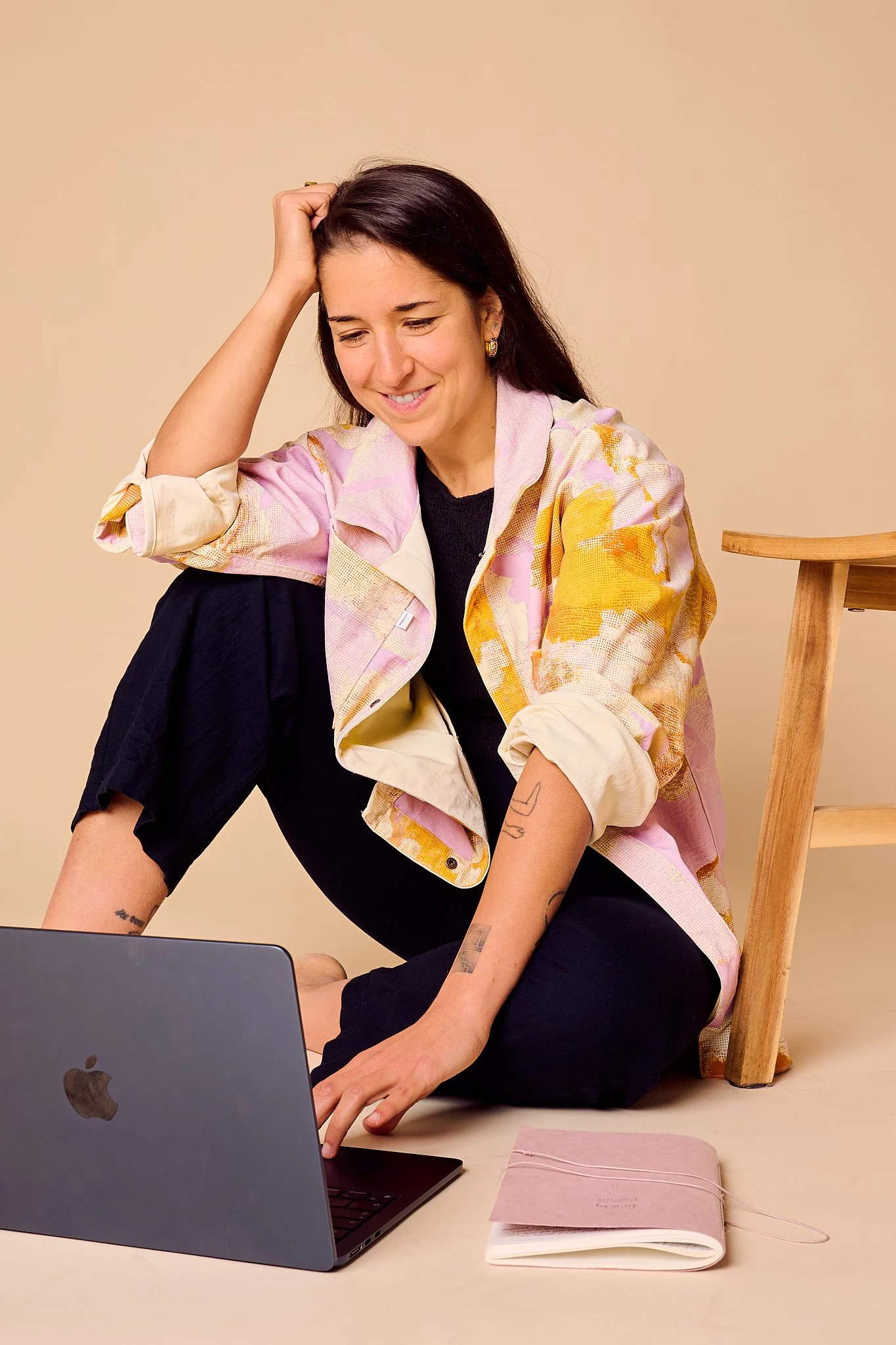 Facilitator holding space during reflective session.