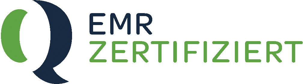 Grün-blaues Logo mit Q für EMR-zertifiziert
