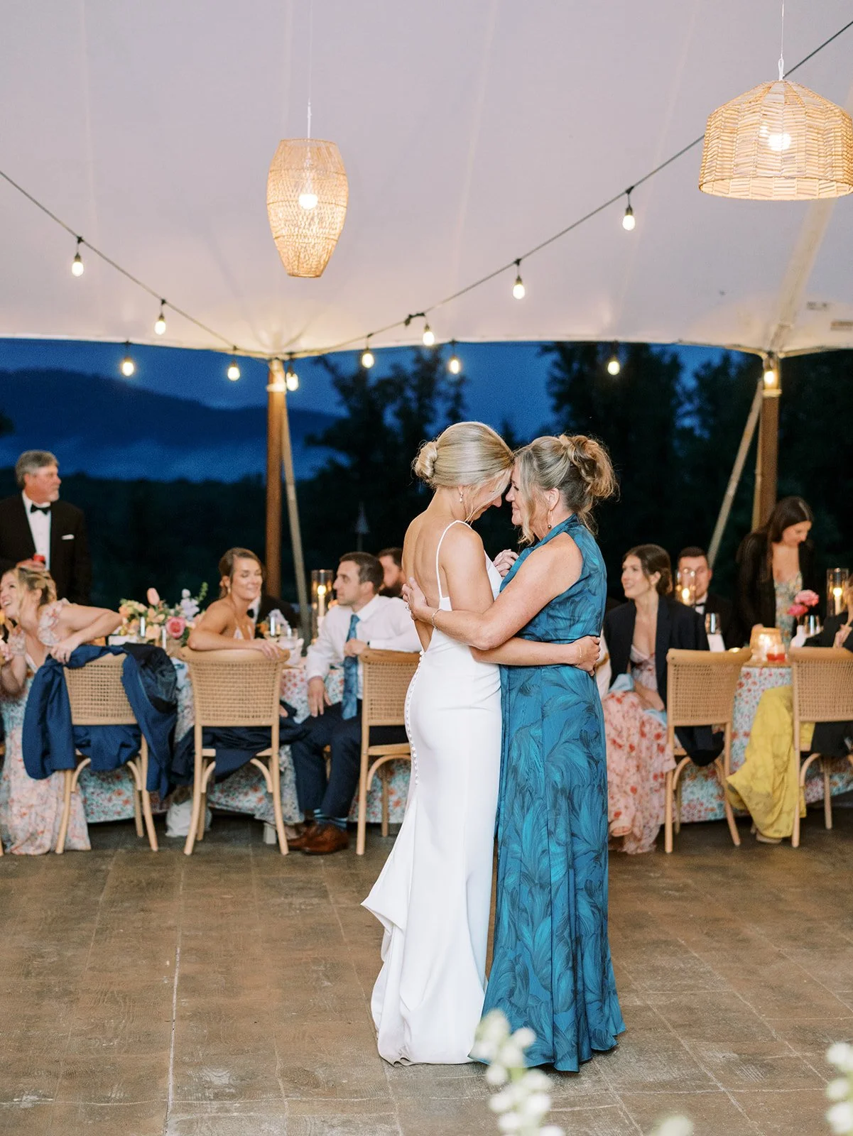 Virginia Wedding Photographer Natalie Jayne Photography-02027.jpg