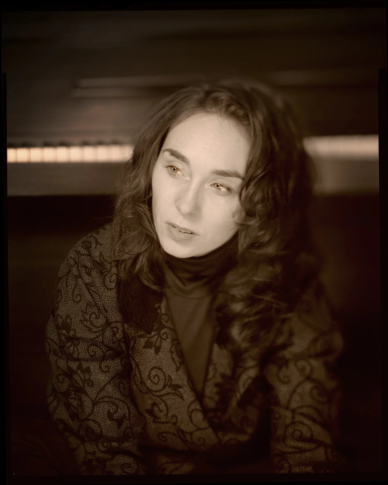 aine B 4x5 neg.jpg