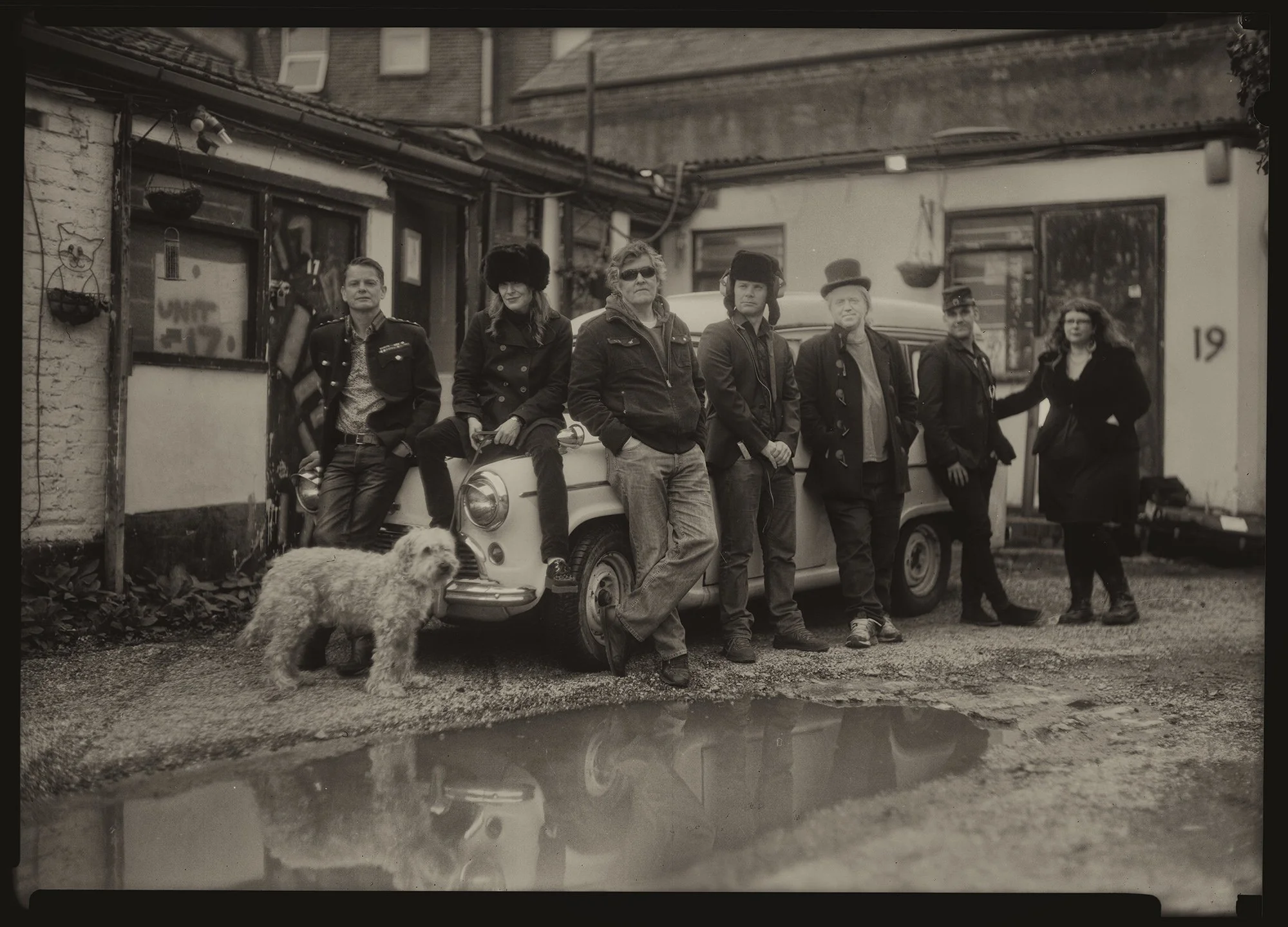 Moine Dubh Group Shot Studio car.jpg