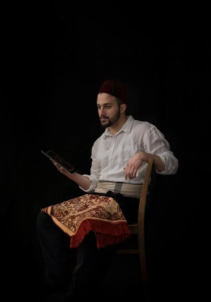 Eduard Zent, Seckin, 2014  Moderne | Tradition (Serie)  Hahnemühle Fine Art Print  70 x 100 cm  Aufl.: 3/5 Ex.