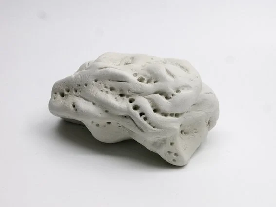 BEN NURGENÇ 16/10.2.16, 2021 Ed. 10 + 2 AP 8 x 5 x 5 cm Plaster
