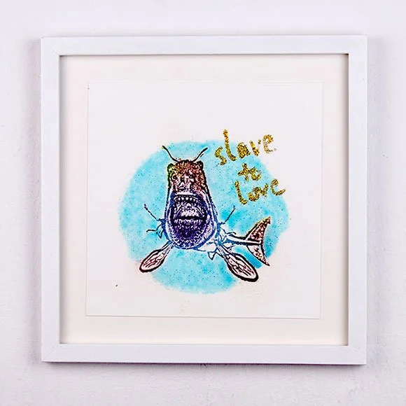 Sebastian Neubauer , CHIMÄRE 13, 2013  Papier, Folie, Lacke  15 x 15 cm  gerahmt 20 x 20 cm, entspiegeltes Museumsglas)  Auflage 12, numm. & sign.