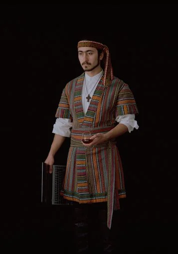 Eduard Zent, Tigran, 2015  Moderne | Tradition (Serie)  Hahnemühle Fine Art Print  70 x 100 cm  Aufl.: 5 Ex.