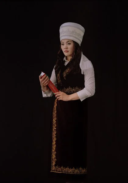 Eduard Zent Moderne|Tradition, Aziza, 2014  Hahnemühle Fine Art Print 70 x 100 cm Aufl.: 5 Ex.