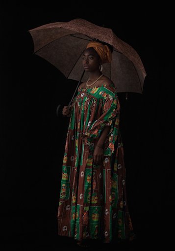 Eduard Zent Moderne|Tradition, Josie, 2014  Hahnemühle Fine Art Print 70 x 100 cm Aufl.: 5 Ex.