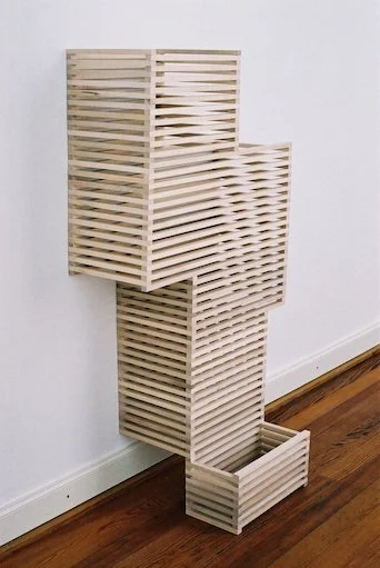 Helga Weihs, WO-7-2006, 2006  Ahorn / Stahl  70 x 138 x 50 cm
