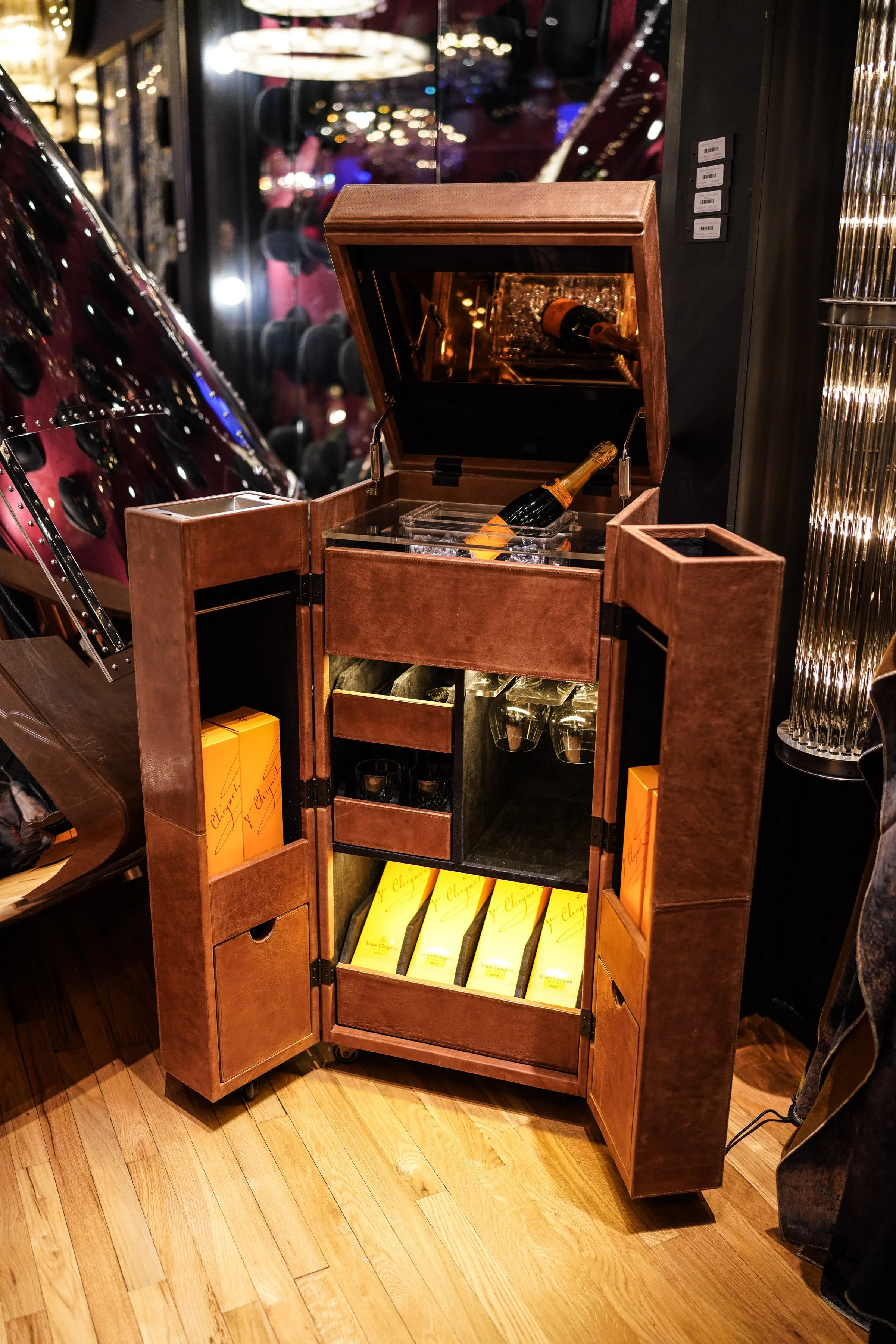 TO_OwnersClubCoctail_NYC_Gnzphoto-308931.jpg