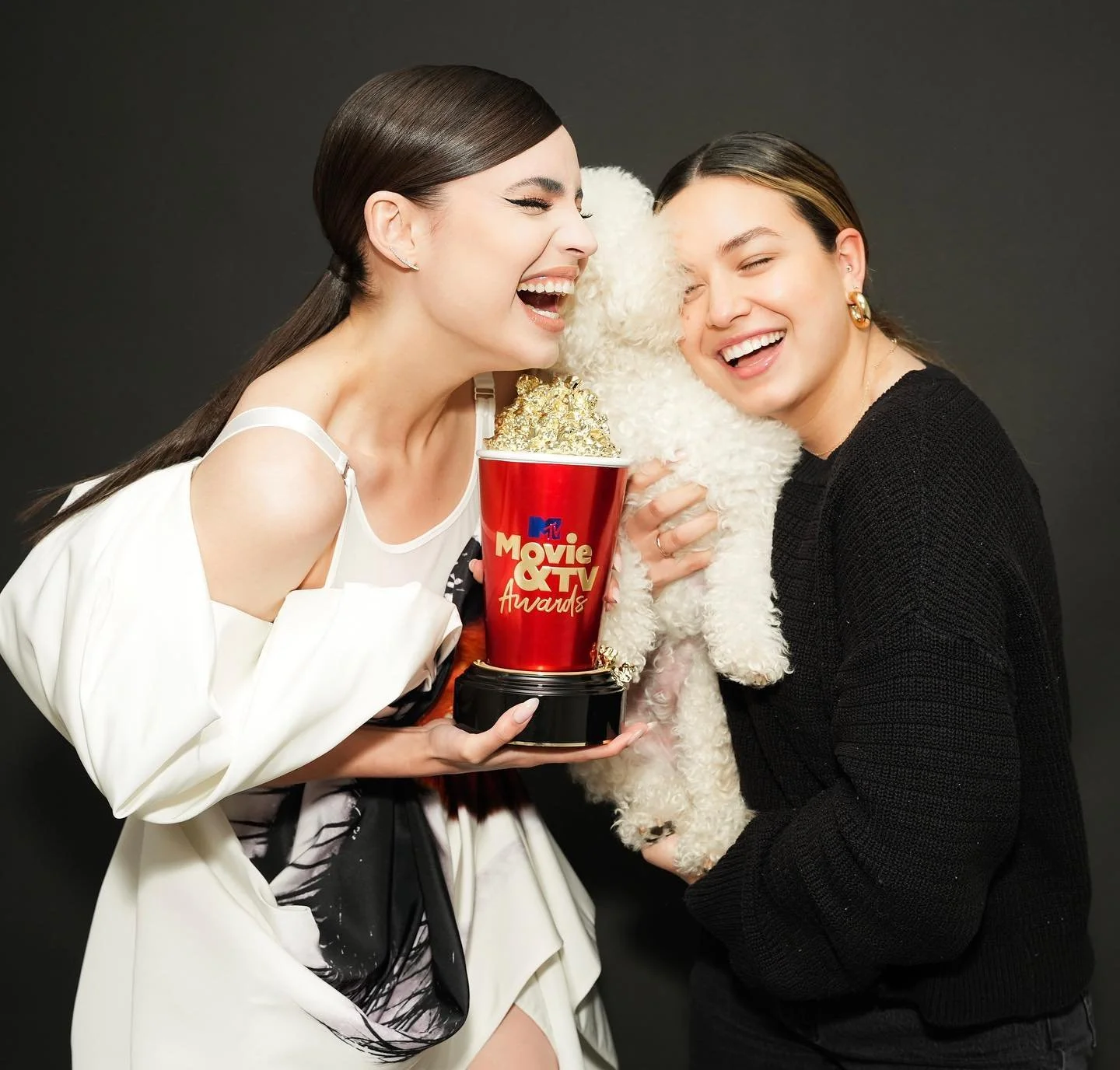 sofiacarson_1683520904_3097920341074975247_184346091_1.jpg