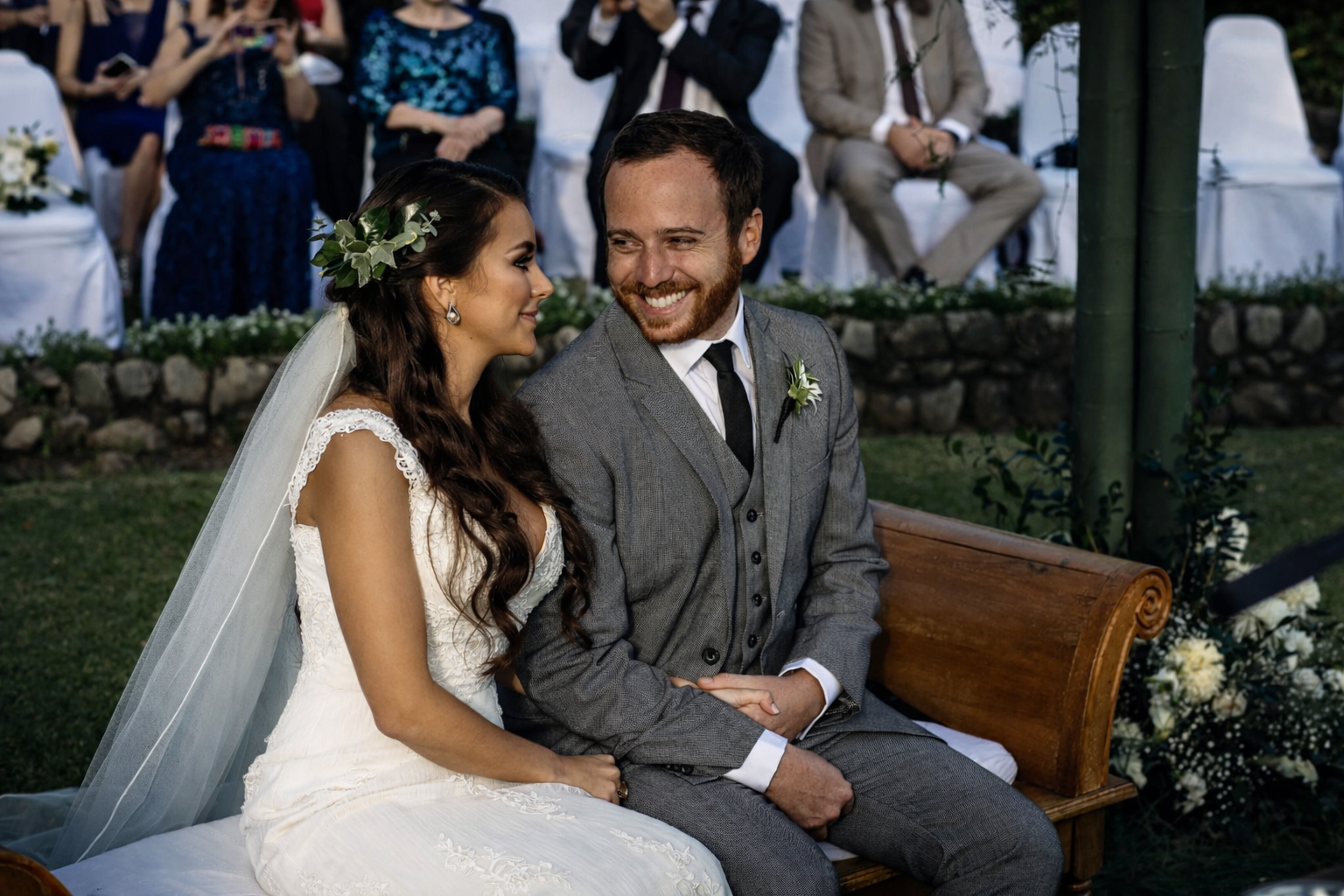 Andrea&Juanish_GNZPHOTO-300.png