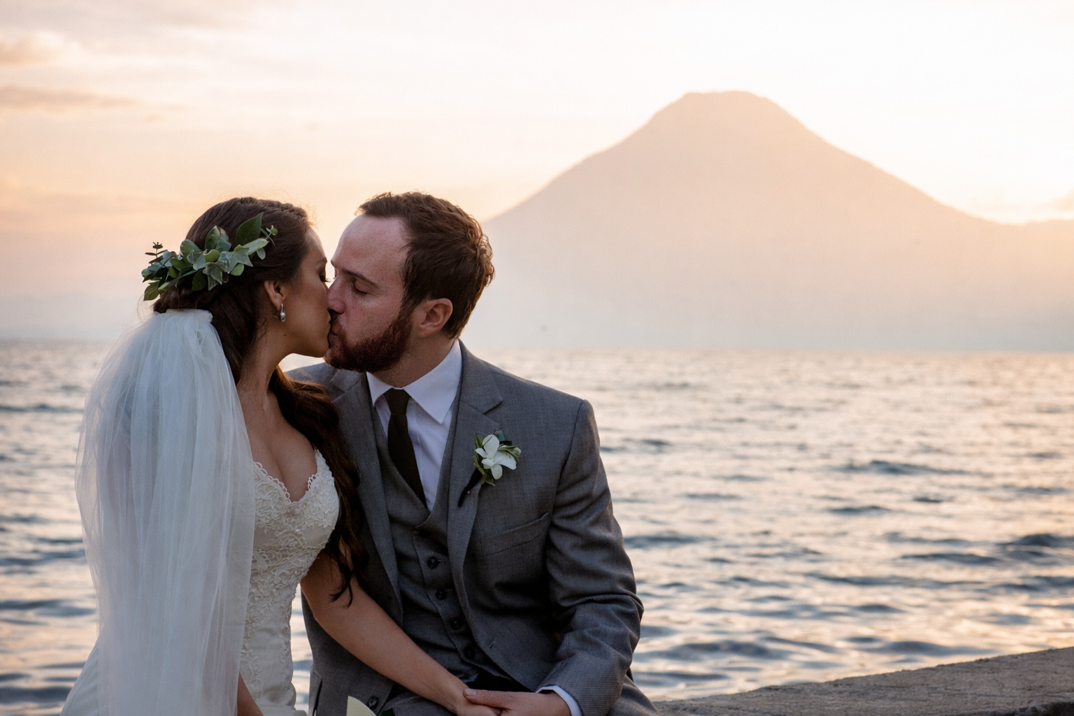 2Andrea&Juanish_GNZPHOTO-419.png