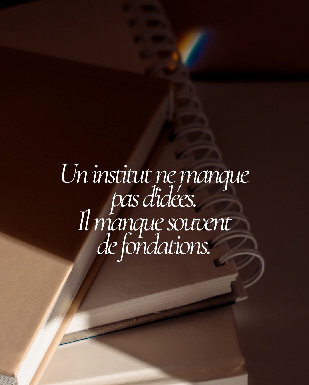 Ce que j&rsquo;observe le plus souvent chez les g&eacute;rantes d&rsquo;institut que j&rsquo;accompagne, ce n&rsquo;est pas un manque d&rsquo;id&eacute;es. Elles savent tr&egrave;s bien ce qu&rsquo;il faudrait faire - revoir leur image, avoir un site