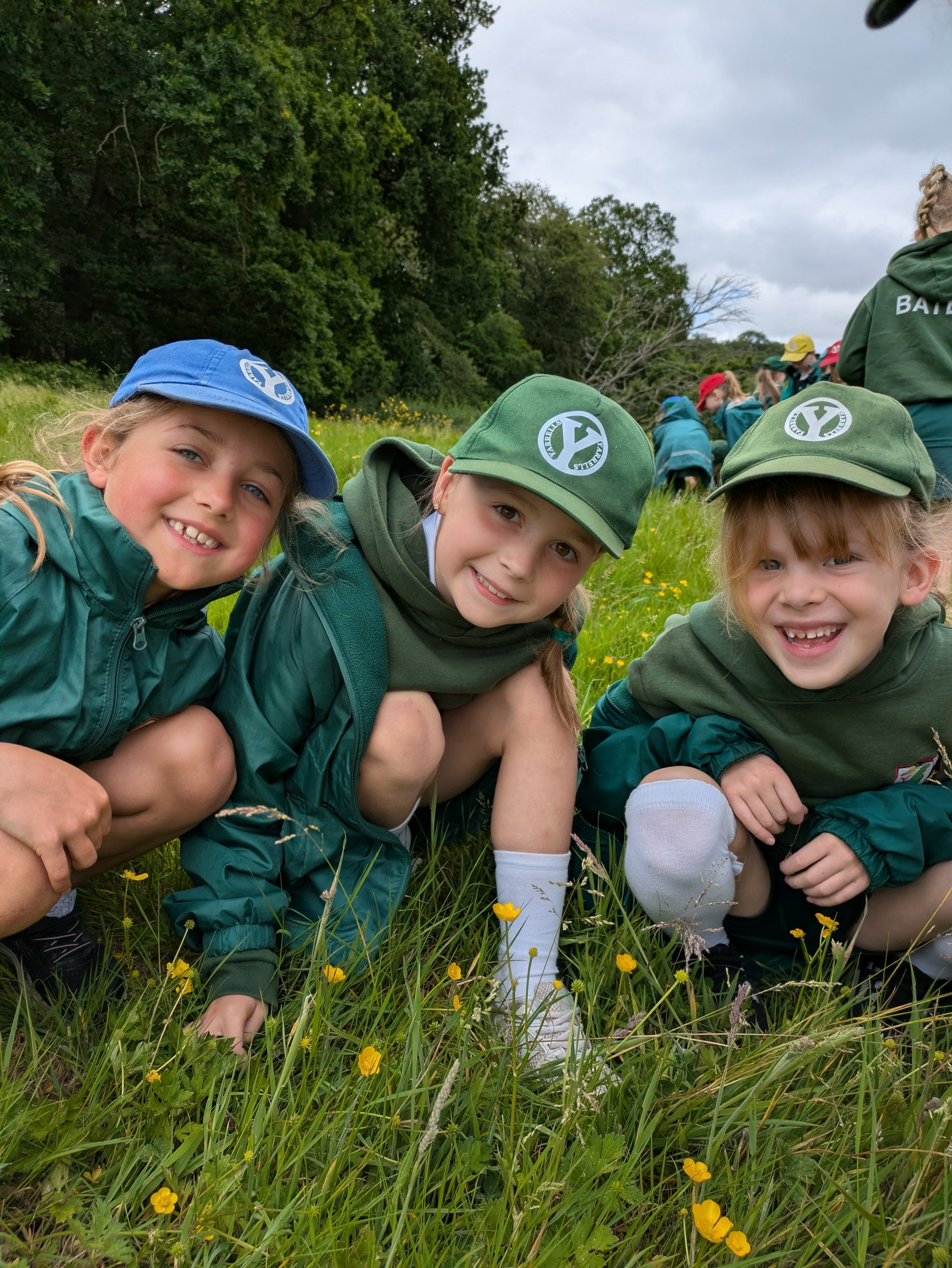 Year 2 have enjoyed a fantastic day at Upton Country Park! They put their navigation skills to the test in an exciting workshop, learning how to use compasses and maps to find their way around the park. With teamwork, problem-solving, a picnic lunch,