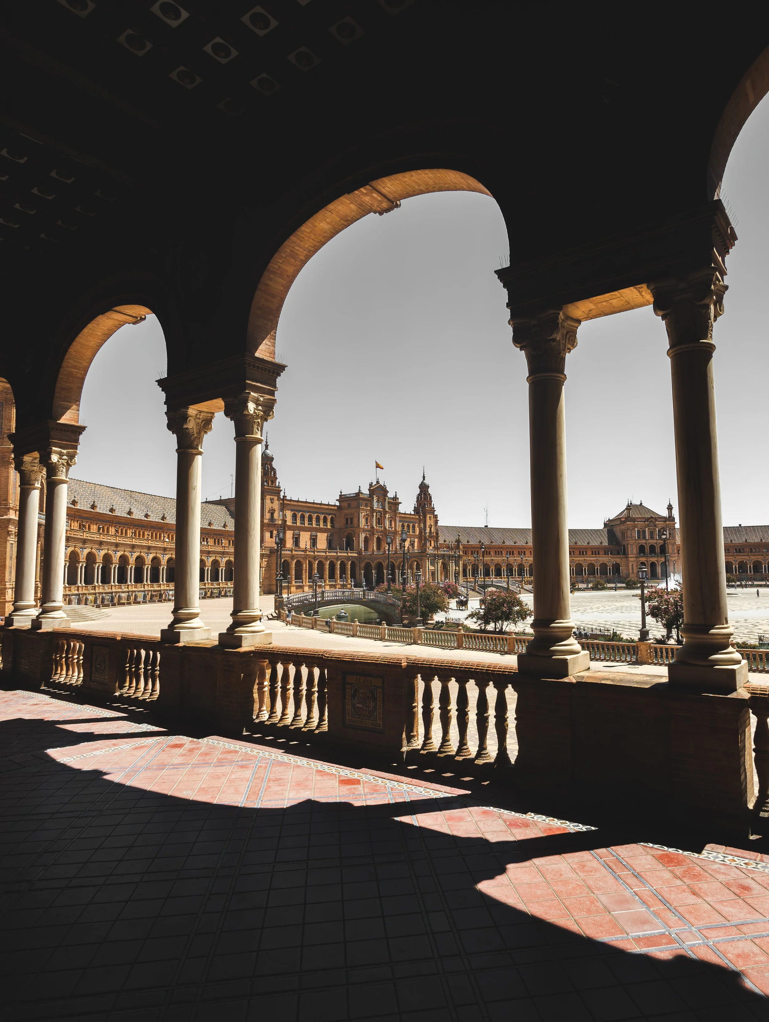 palace shadow.jpg