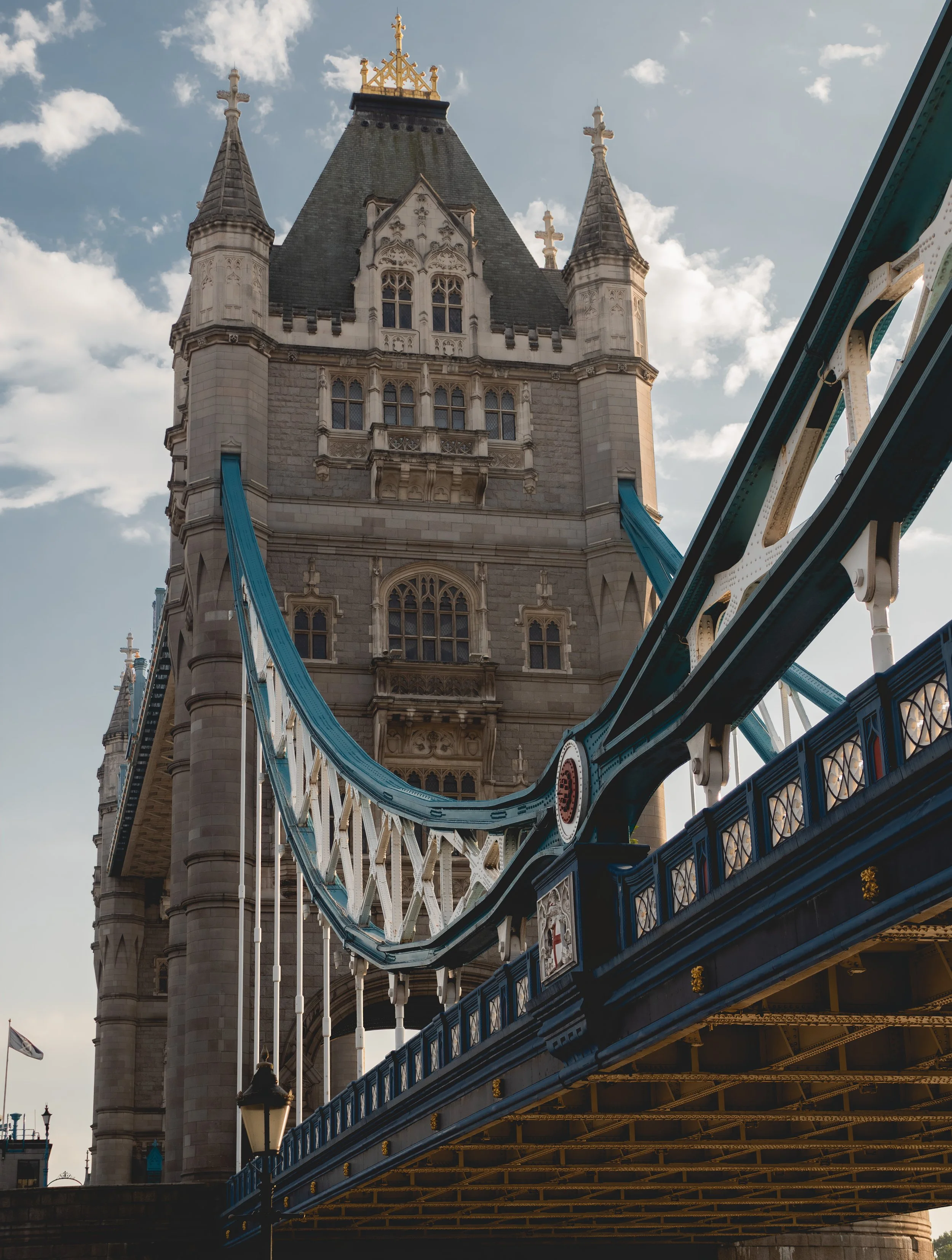 tower bridge.jpg