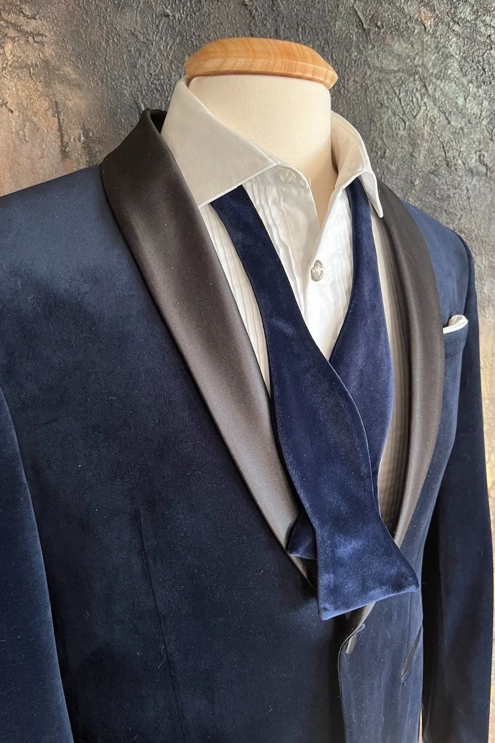 Navy Blue Velvet, classic butterfly, bow tie, self-tied