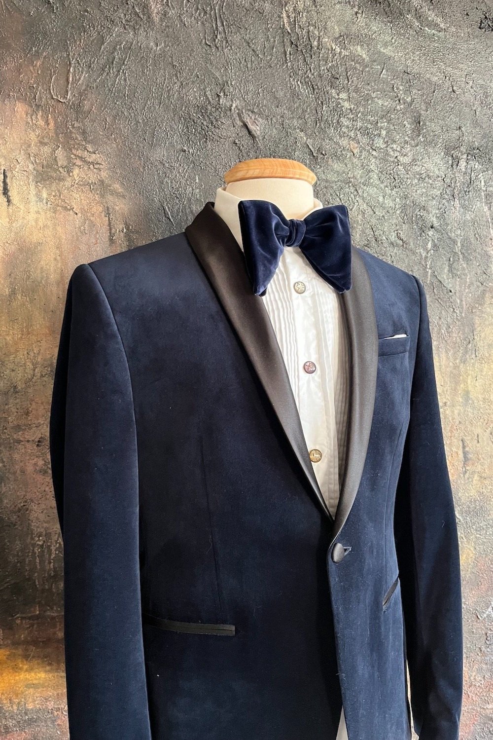 Navy Blue Velvet, Large Butterfly, Bow Tie, pre-tied