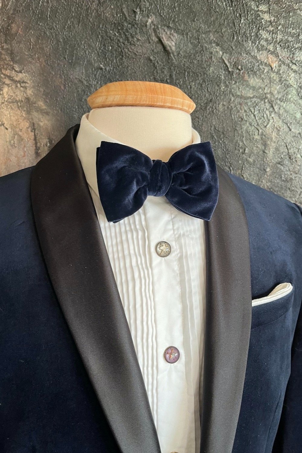 Navy Blue Velvet, classic butterfly, bow tie, pre-tied