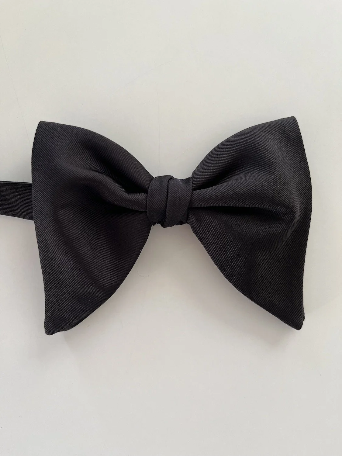Large butterfly bow tie grosgrain -- pre-tied
