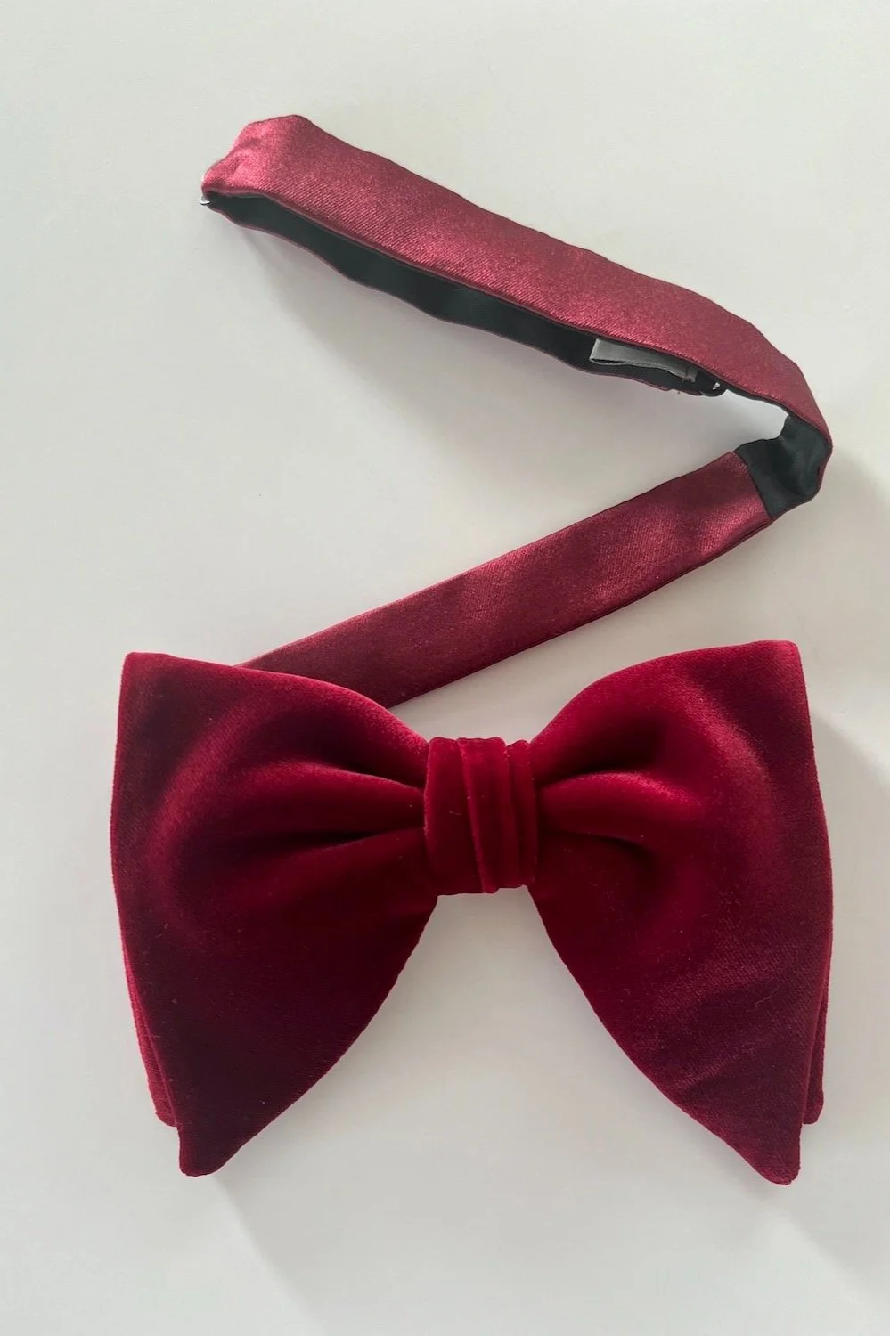 Large, Burgundy, Velvet, Butterfly, Bow Tie, pre-tied