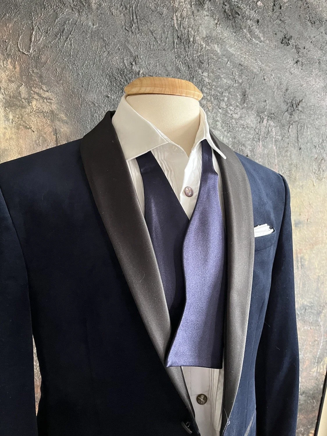 Large Navy Blue Silk, Butterfly Bow Tie, self-tied