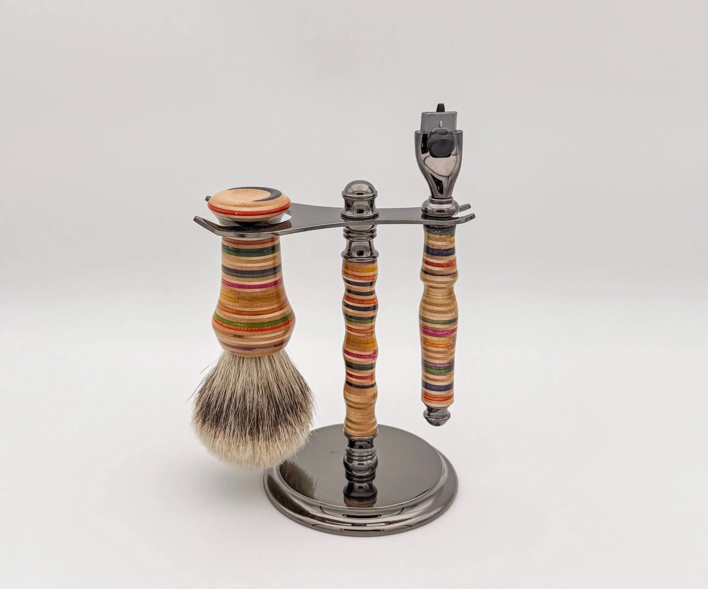 Observance — Mach3 Recycled Skateboard Shaving Set