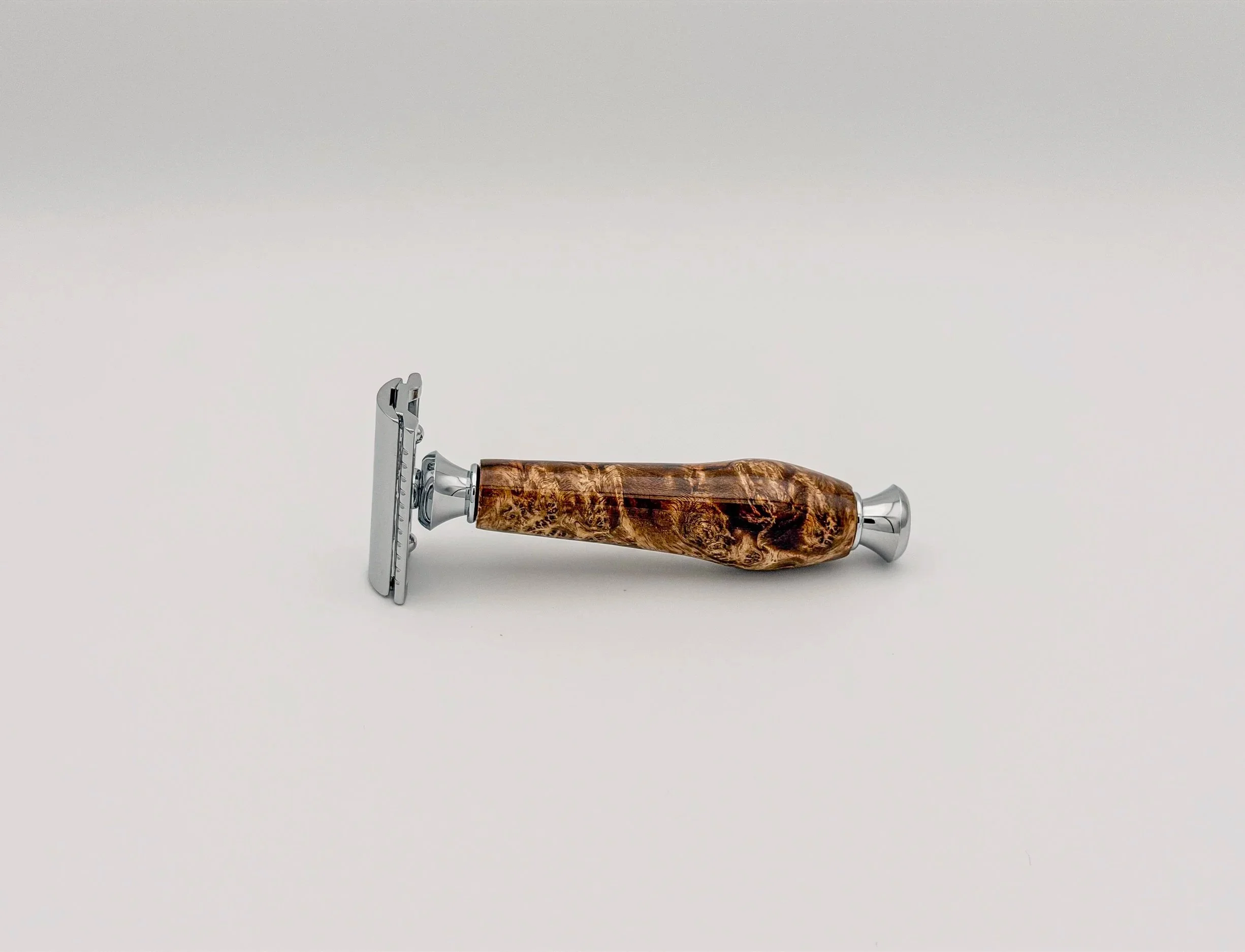 Ritual — Safety Razor in Amboyna Burl