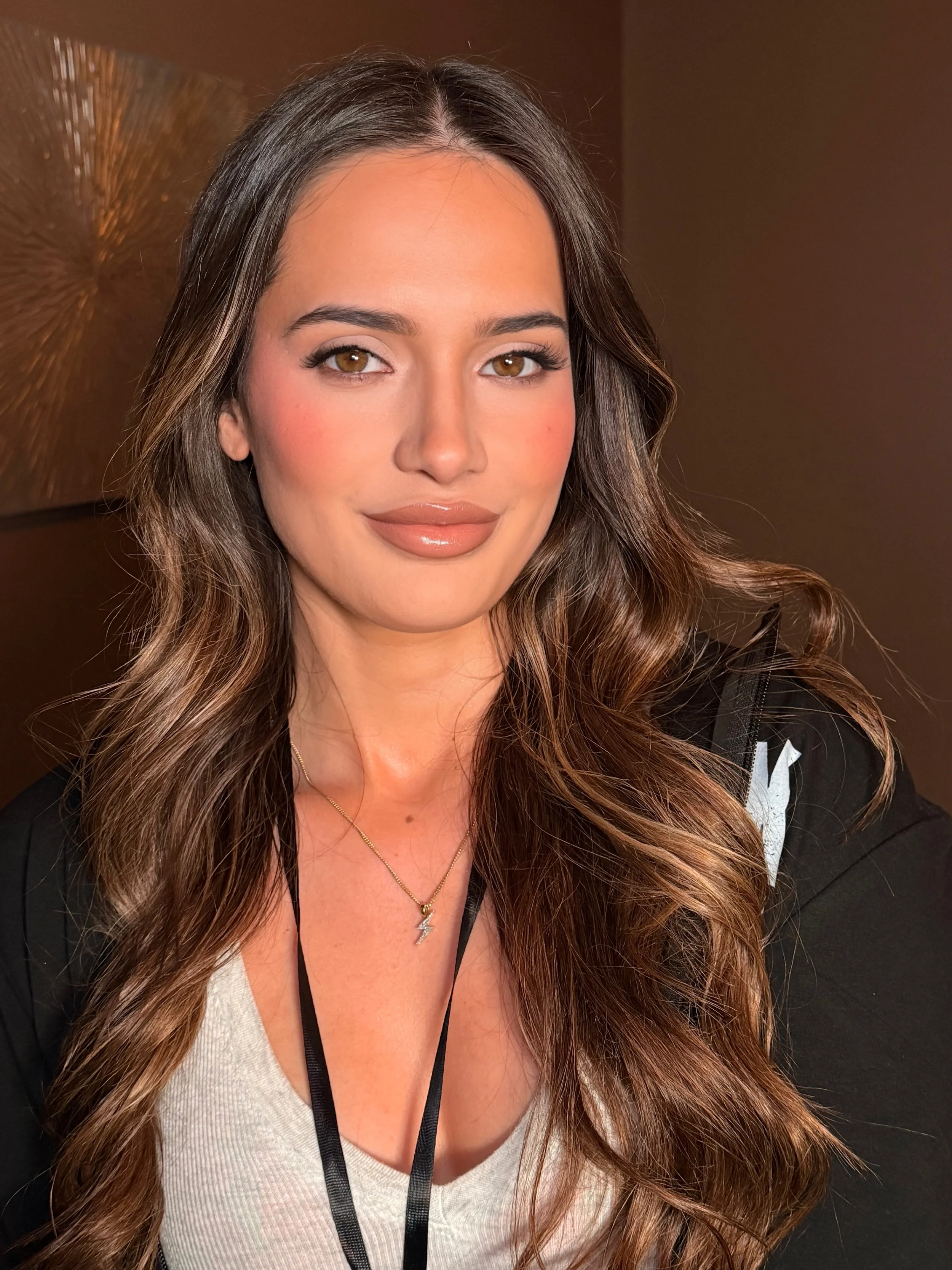 Facetune_30-01-2026-18-43-32.jpeg