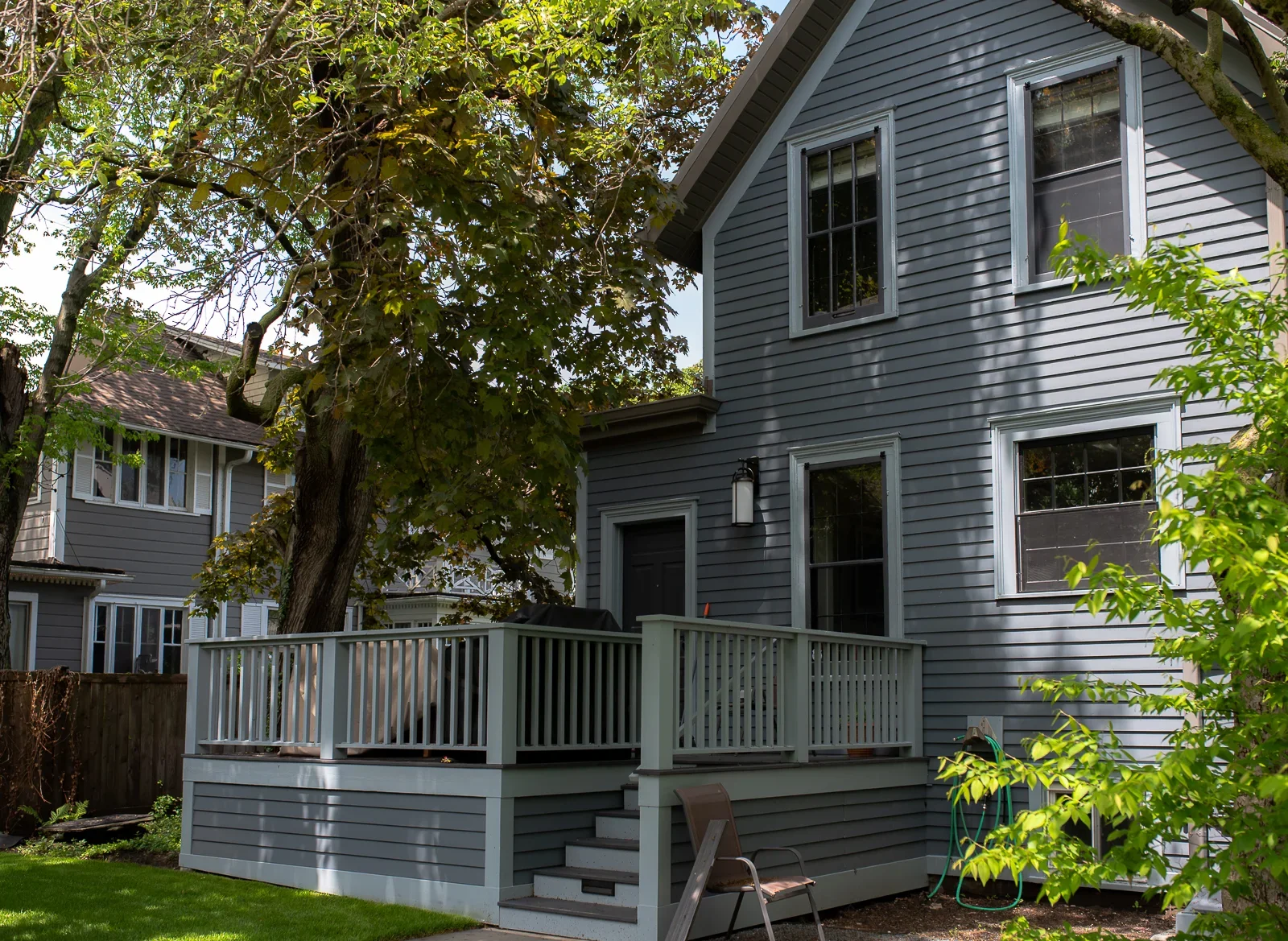 farmhouse-rear-shumakerdesign.webp