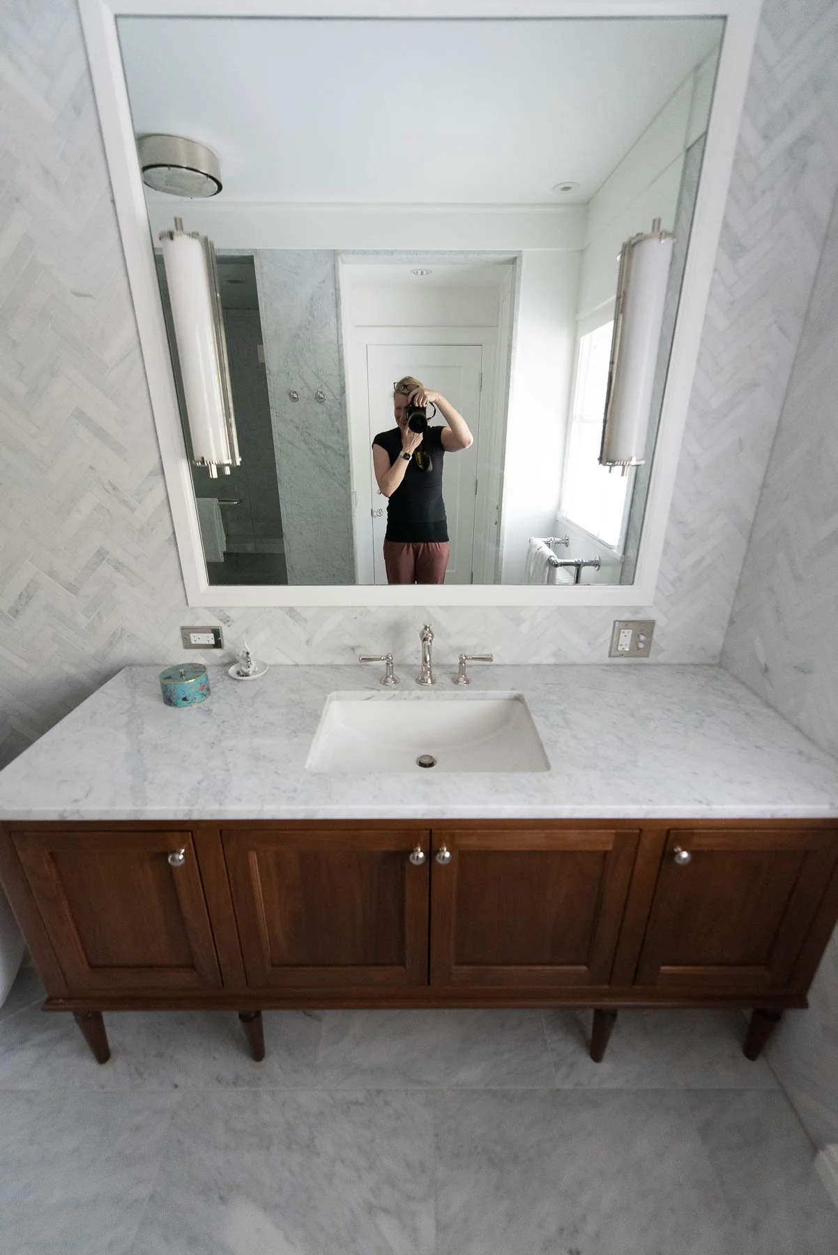 colonial1-shumakerdesign-vanity.jpg