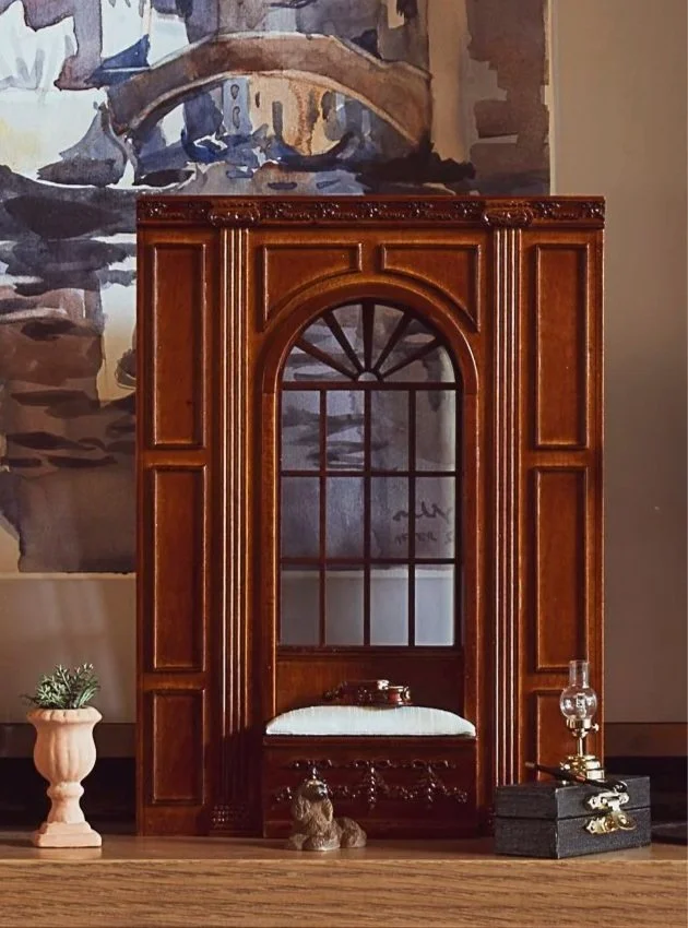 mini_manorwindow-SHUMAKERCURATED.jpg