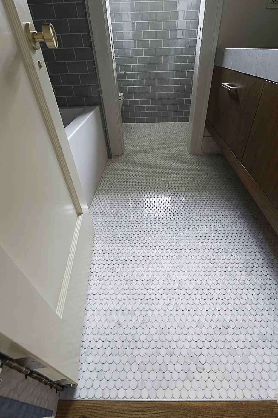 foresthallbathtile-shumakerdesign.jpg