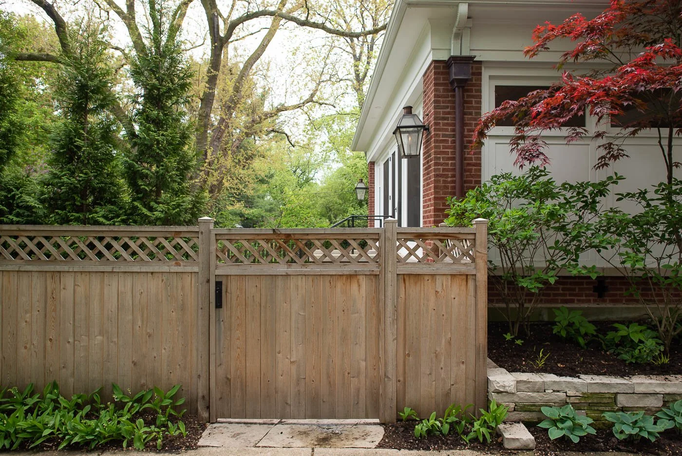 colonial-shumaker-fence.jpg