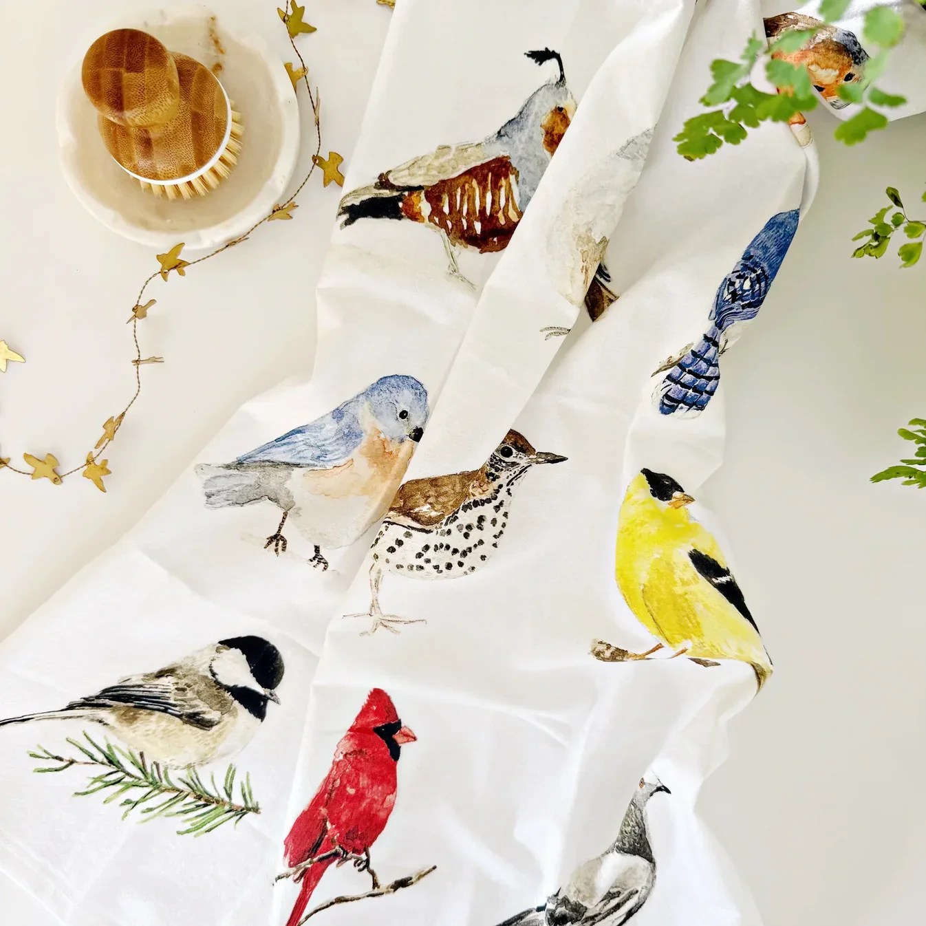 birds-towel.webp