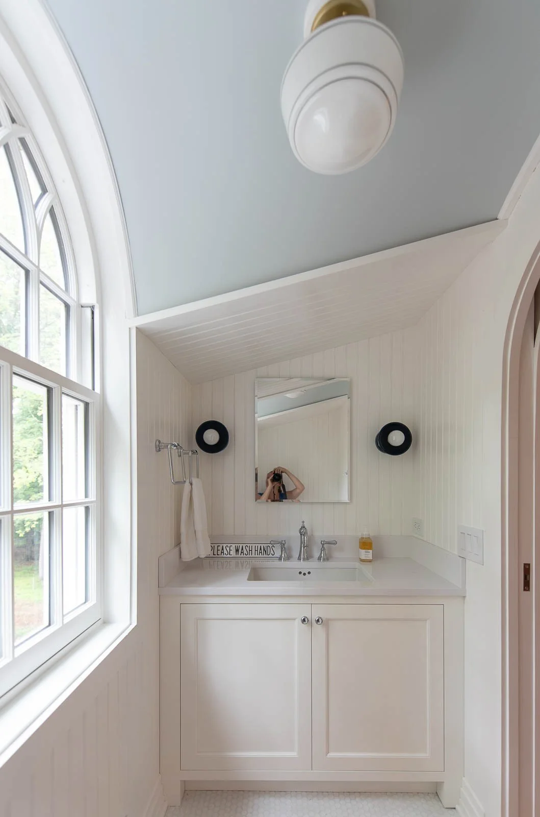 CampBloomAtticBath2 .jpg